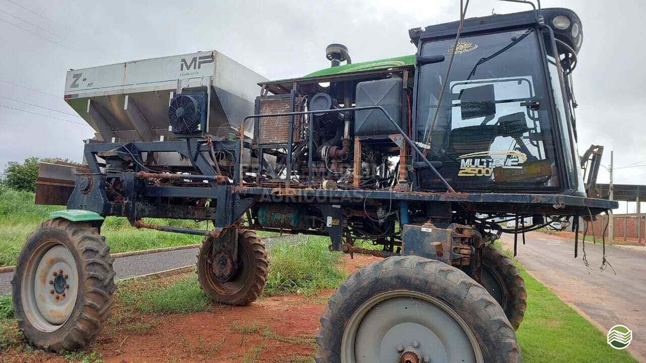 PULVERIZADOR METALFOR MULTIPLE 2500 Tração 4x4 Brasil Máquinas Agrícolas LUCAS DO RIO VERDE MATO GROSSO MT